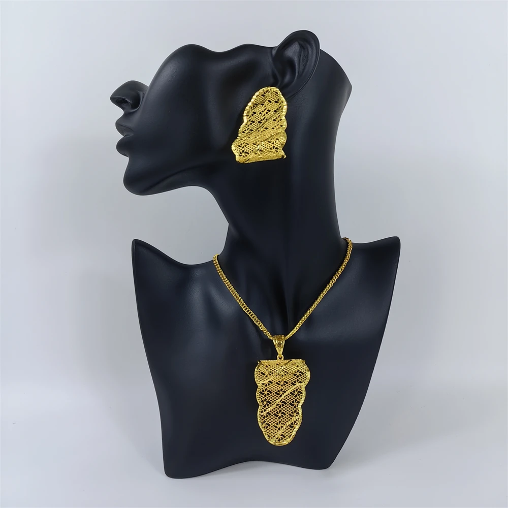 Dubai Gold Color Jewelry Set For Women Luxury Big Pendant Necklace & Earrings Weddings Party Jewelry African Set Accessory
Dubai Gold Color Jewelry Set For Women Luxury Big Pendant Necklace & Earrings Weddings Party Jewelry African Set Accessory