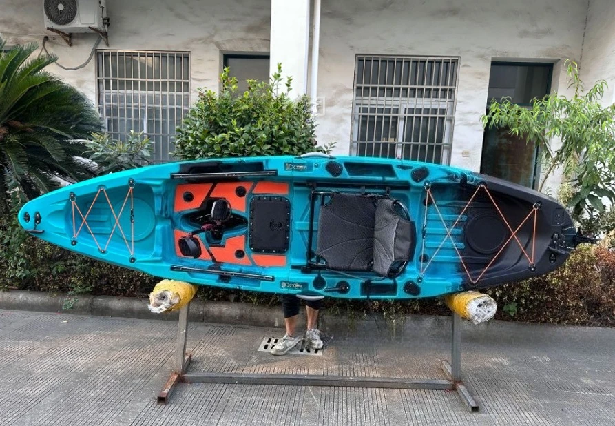 3.3m Penguin Pedal Splicing Boat Kajak Luya Kayak Fishing Boat
3.3m Penguin Pedal Splicing Boat Kajak Luya Kayak Fishing Boat
