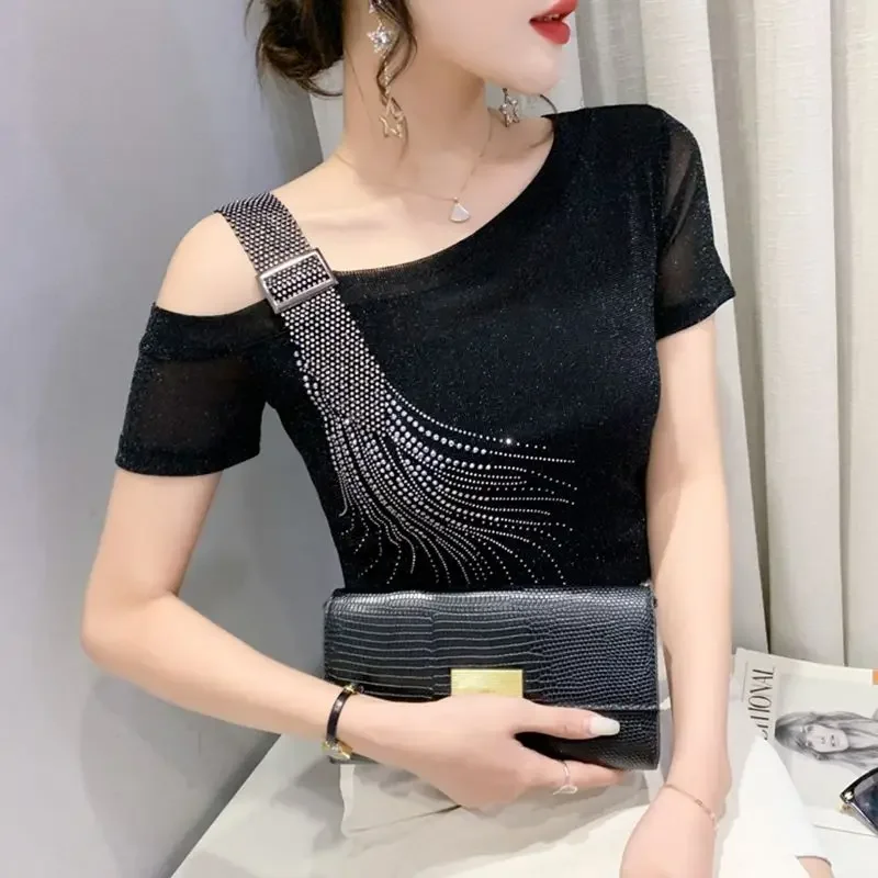 Woman Tops with Straps Sequin T Shirt for Women Korean Fashion Yk2 Goth Harajuku Japanese Vintage Tee Kpop 90s Polyester Sale
Woman Tops with Straps Sequin T Shirt for Women Korean Fashion Yk2 Goth Harajuku Japanese Vintage Tee Kpop 90s Polyester Sale