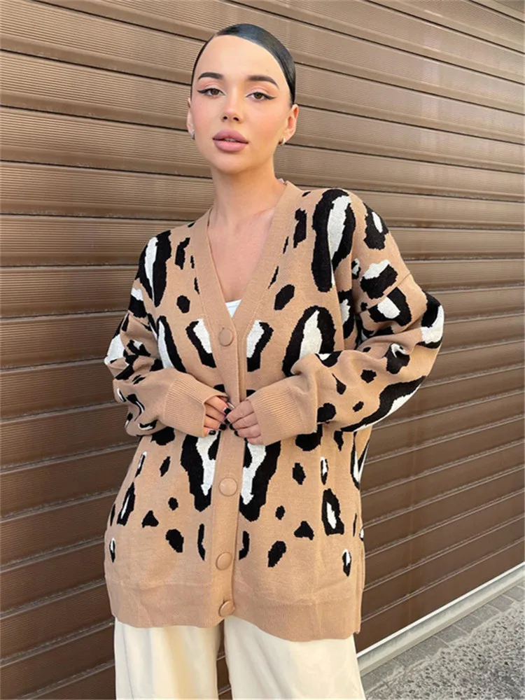Women Leopard Print Cardigan Autumn Winter Oversize Jacket Casual Loose V Neck Thick Warm Knitted Cardigan
Women Leopard Print Cardigan Autumn Winter Oversize Jacket Casual Loose V Neck Thick Warm Knitted Cardigan