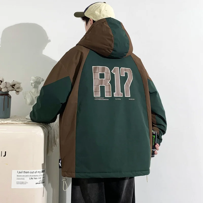 Мужская зимняя теплая утолщенная куртка-пилот из хлопка в американском ретро-стиле с капюшоном, повседневная молодежная модная модель
Мужская зимняя теплая утолщенная куртка-пилот из хлопка в американском ретро-стиле с капюшоном, повседневная молодежная модная модель