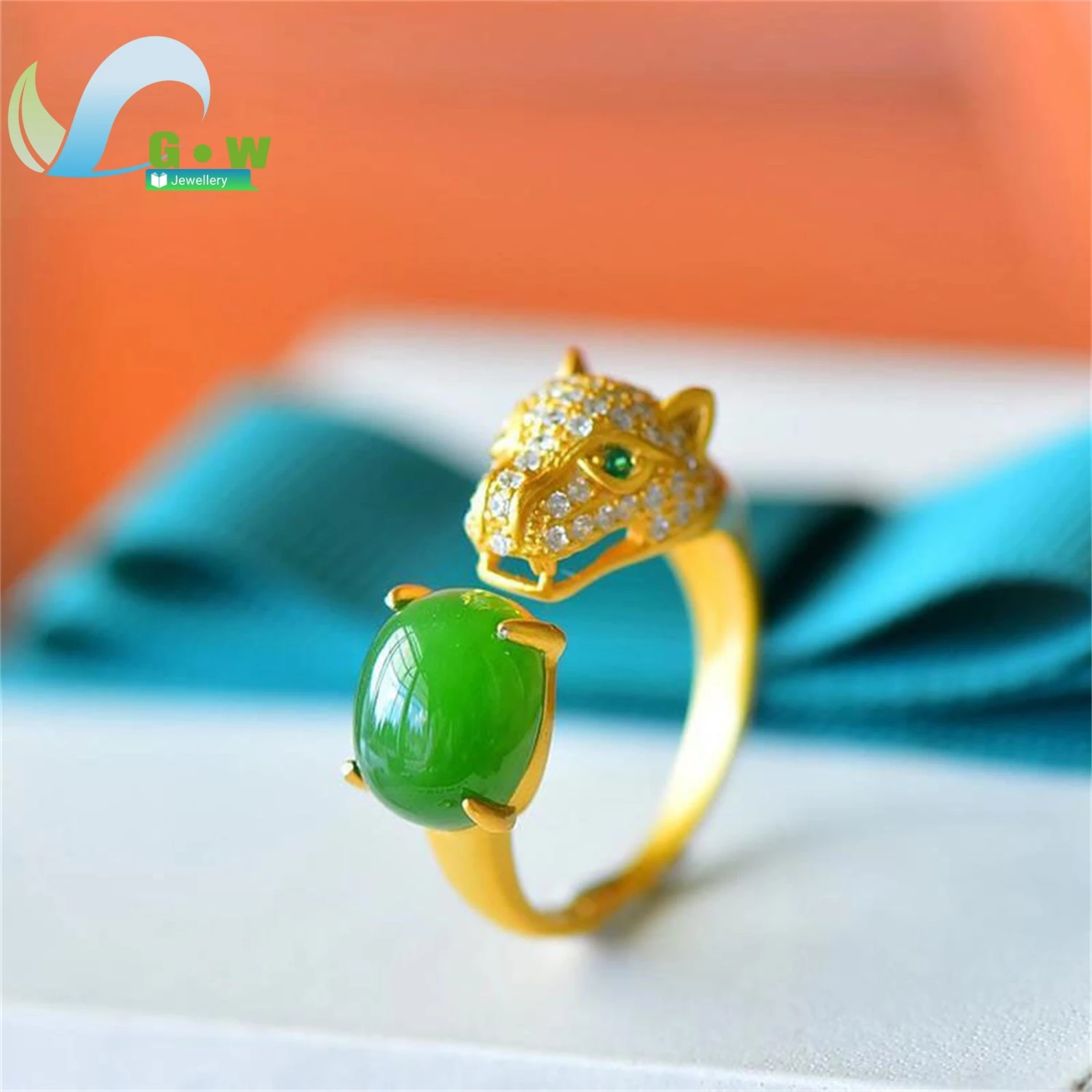 S925 Sterling Silver Leopard Head Ring Full Crystal Rhinestone Inlay Gold Plated Open Adjustable Band Statement Jewelry Gift
S925 Sterling Silver Leopard Head Ring Full Crystal Rhinestone Inlay Gold Plated Open Adjustable Band Statement Jewelry Gift