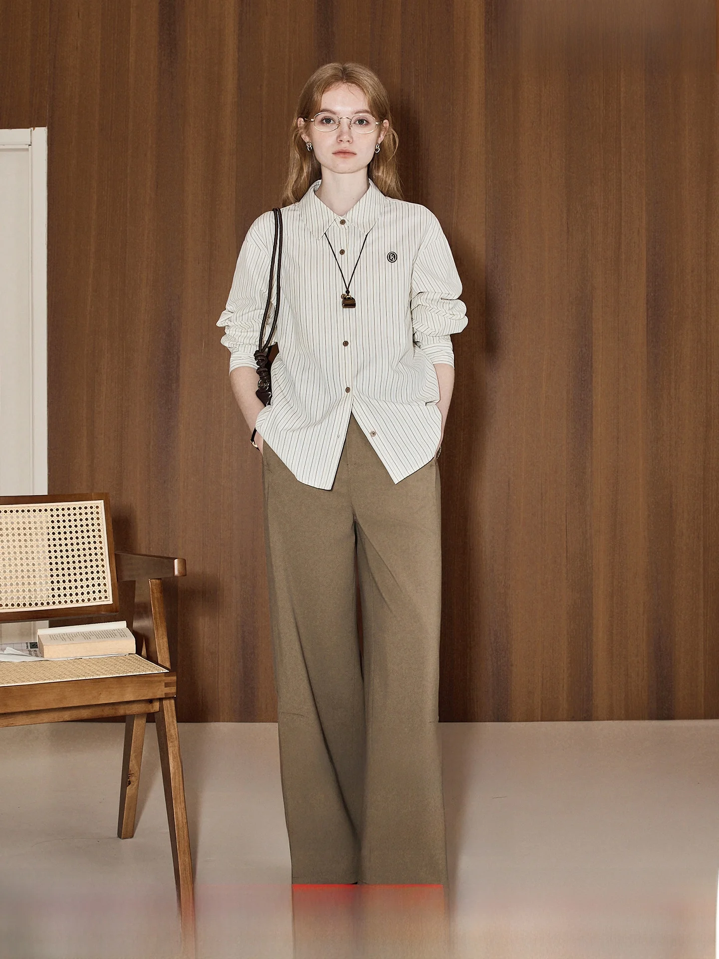 Chic Neutral Striped Shirt Women's Early Autumn New Commute Top Korean Style Loose Fit Long Sleeve Breathable Skin-Friendly
Chic Neutral Striped Shirt Women's Early Autumn New Commute Top Korean Style Loose Fit Long Sleeve Breathable Skin-Friendly