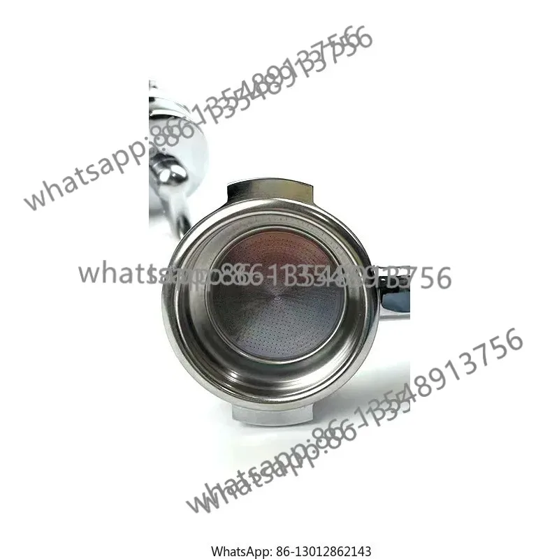 Semi-automatic coffee machine with bottom single and double extraction filter handle
Semi-automatic coffee machine with bottom single and double extraction filter handle