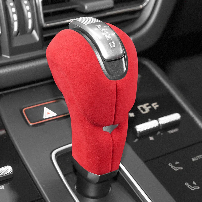 For Porsche Macan 911 718 Cayman Boxster 2022 2023 Suede Car Gear Head Cover Lever Protective Shell Interior Modification
For Porsche Macan 911 718 Cayman Boxster 2022 2023 Suede Car Gear Head Cover Lever Protective Shell Interior Modification