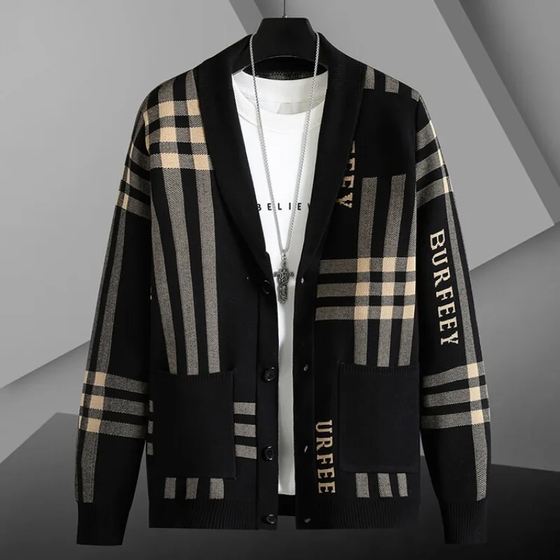 Fall and Winter New Men's Striped Lapel Cardigan Sweater Fashion Casual Men's Simple Versatile Sweater Coat
Fall and Winter New Men's Striped Lapel Cardigan Sweater Fashion Casual Men's Simple Versatile Sweater Coat