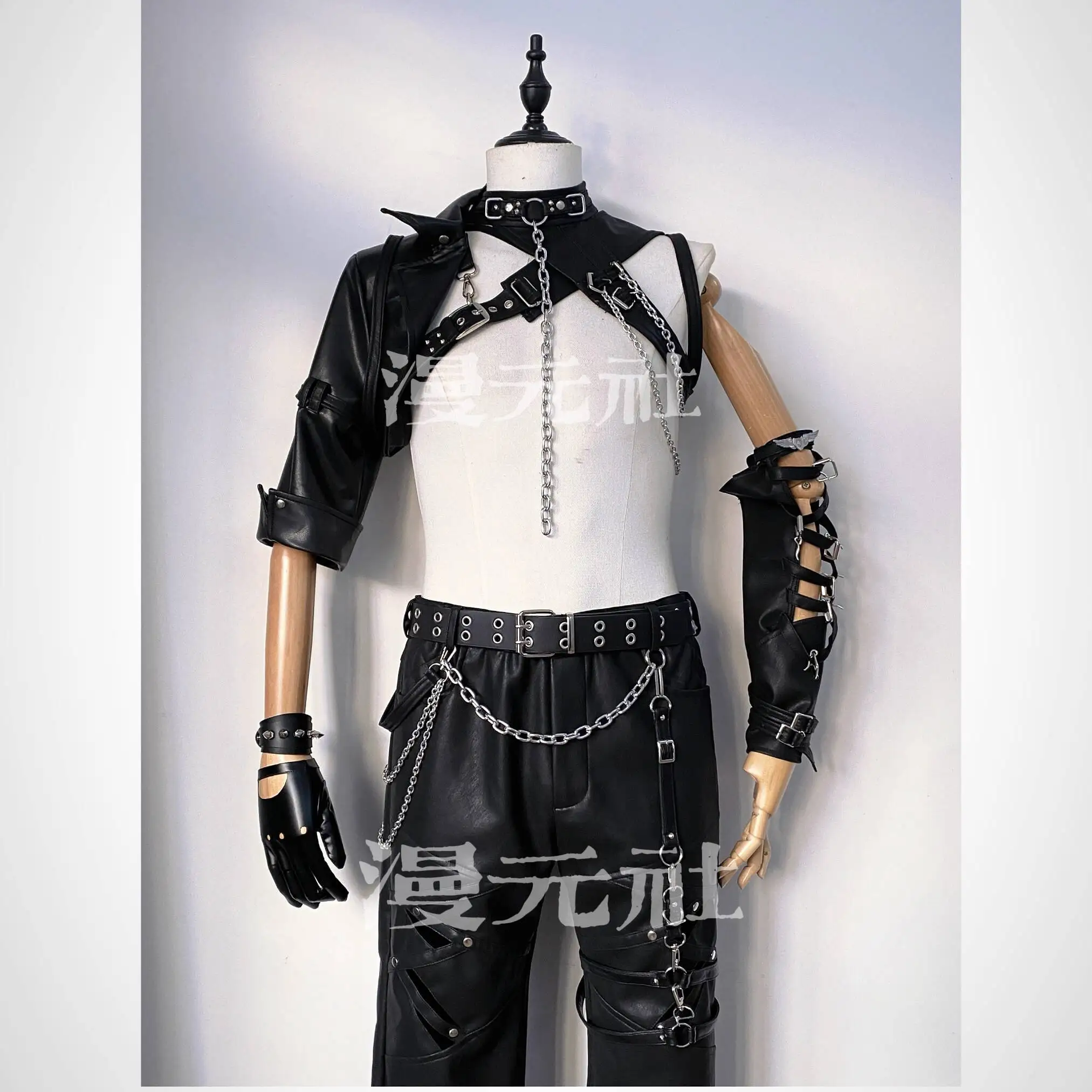 New Love And Deepspace Caleb Xiayizhou Fiesta Carnival Halloween Cos Cosplay There's Nowhere To Escape Tomorrow Traces Of Bone
New Love And Deepspace Caleb Xiayizhou Fiesta Carnival Halloween Cos Cosplay There's Nowhere To Escape Tomorrow Traces Of Bone