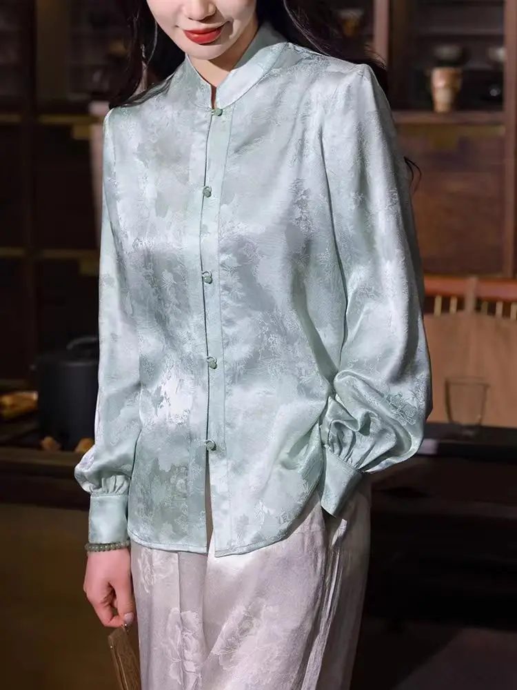 Chinese style silk embroidered jacket jacket The new Hanfu style is high-end, comfortable, soft and luxurious jacket
Chinese style silk embroidered jacket jacket The new Hanfu style is high-end, comfortable, soft and luxurious jacket