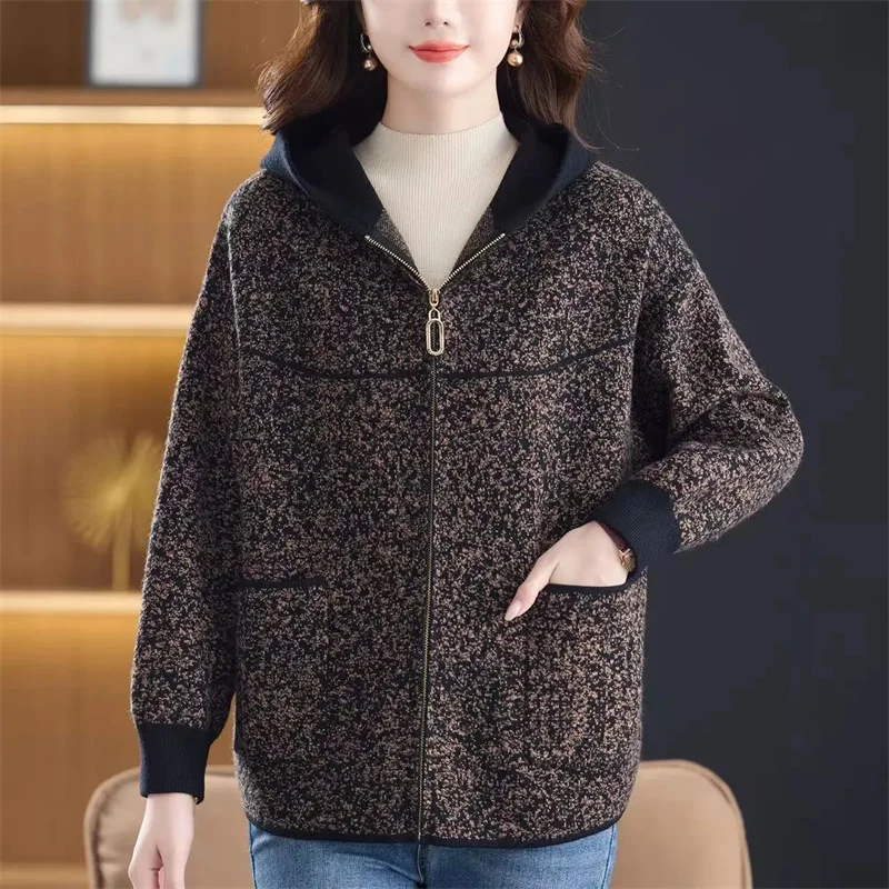 Двустороннее шерстяное пальто для мам среднего возраста, толстый кардиган с капюшоном, свитер, женская кашемировая вязаная куртка
Двустороннее шерстяное пальто для мам среднего возраста, толстый кардиган с капюшоном, свитер, женская кашемировая вязаная куртка