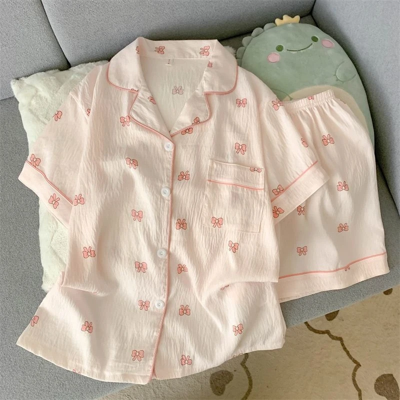 2Summer short-sleeved cloud cotton pajama set for women, comfortable and trendy, shorts that can be worn outside, home wear set
2Summer short-sleeved cloud cotton pajama set for women, comfortable and trendy, shorts that can be worn outside, home wear set
