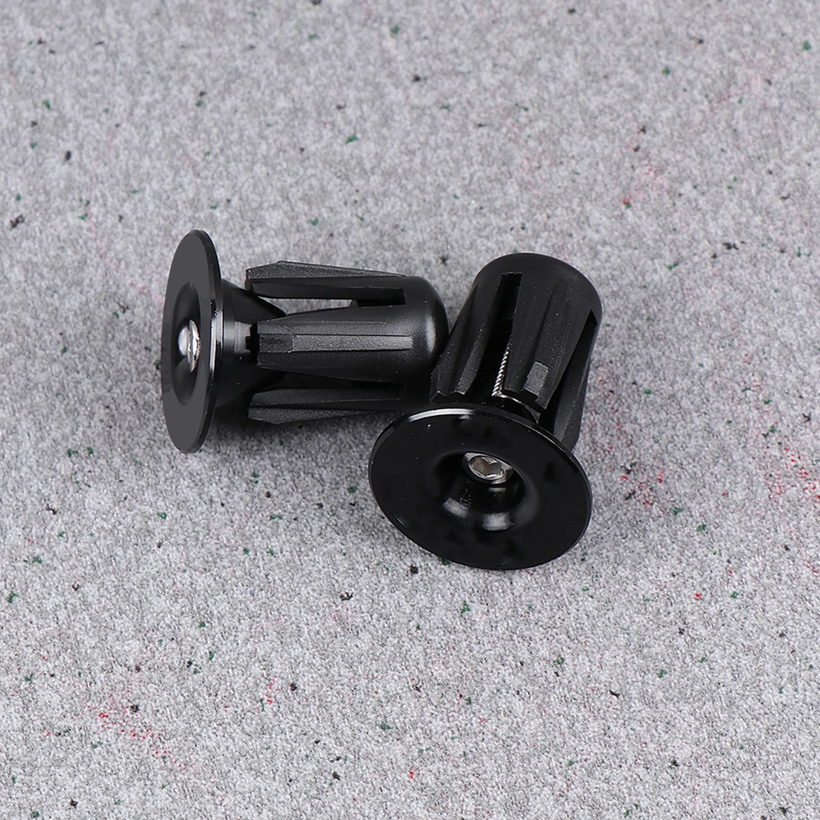 Bicycle Handlebar End Plugs Aluminum Caps Road Mountain Bike Supplies Blue Color Easy Install Premium Material Strong
Bicycle Handlebar End Plugs Aluminum Caps Road Mountain Bike Supplies Blue Color Easy Install Premium Material Strong
