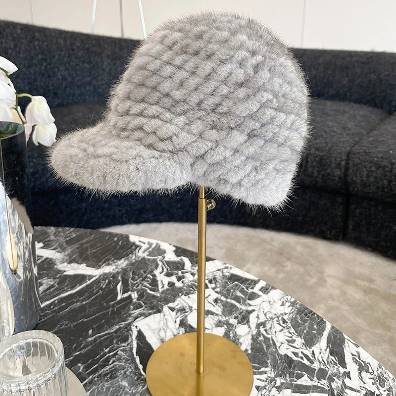 Elegant Women's Warm Fur Hat Luxury Mink Fur Braided Cap With Solid Color Design Large Stretch Flat Eaves Cap
Elegant Women's Warm Fur Hat Luxury Mink Fur Braided Cap With Solid Color Design Large Stretch Flat Eaves Cap
