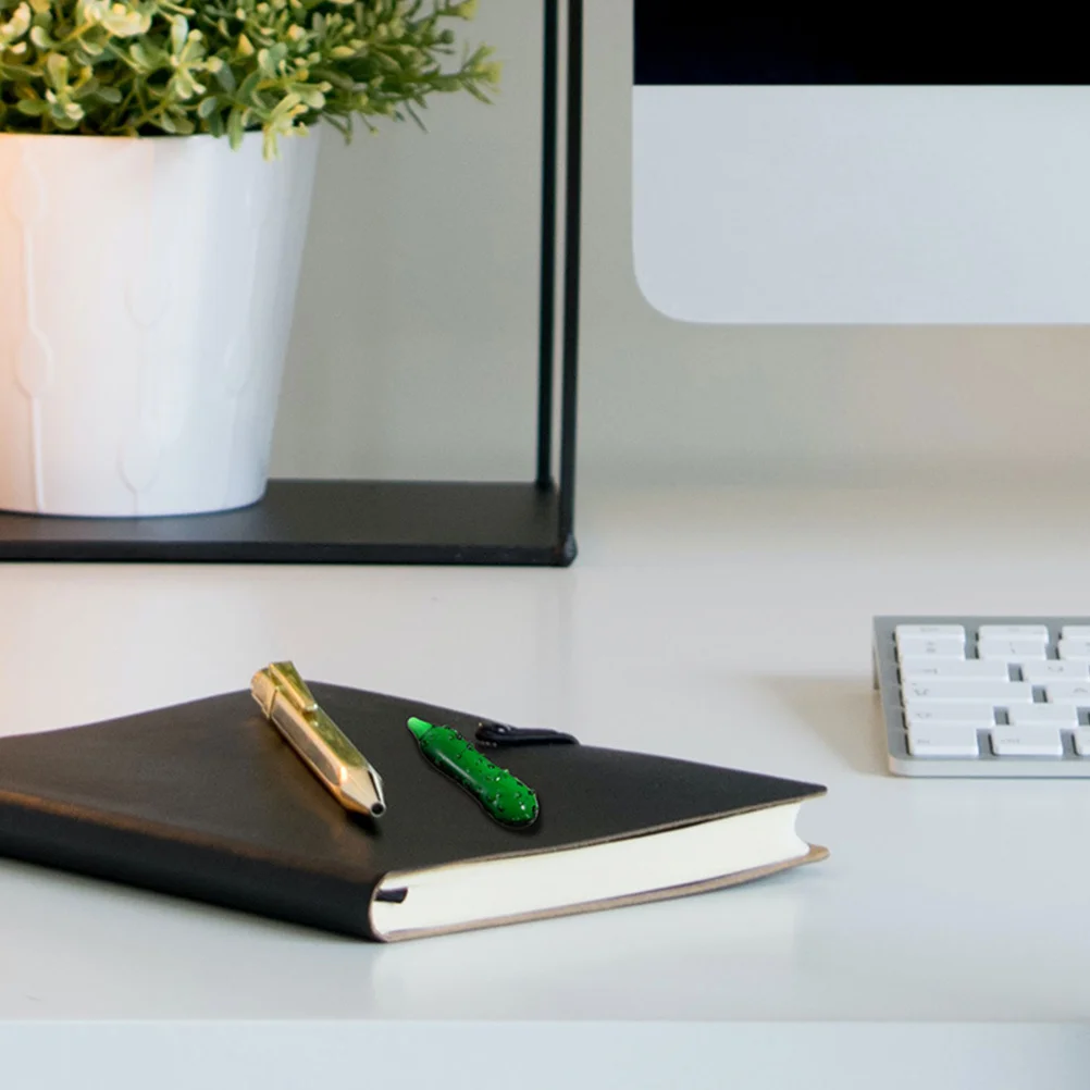 2Pcs Fake Glass Vegetable Decor Natural Style Eggplant Cucumber Ornaments for Kitchen Restaurant Catering Hall Decoration
2Pcs Fake Glass Vegetable Decor Natural Style Eggplant Cucumber Ornaments for Kitchen Restaurant Catering Hall Decoration