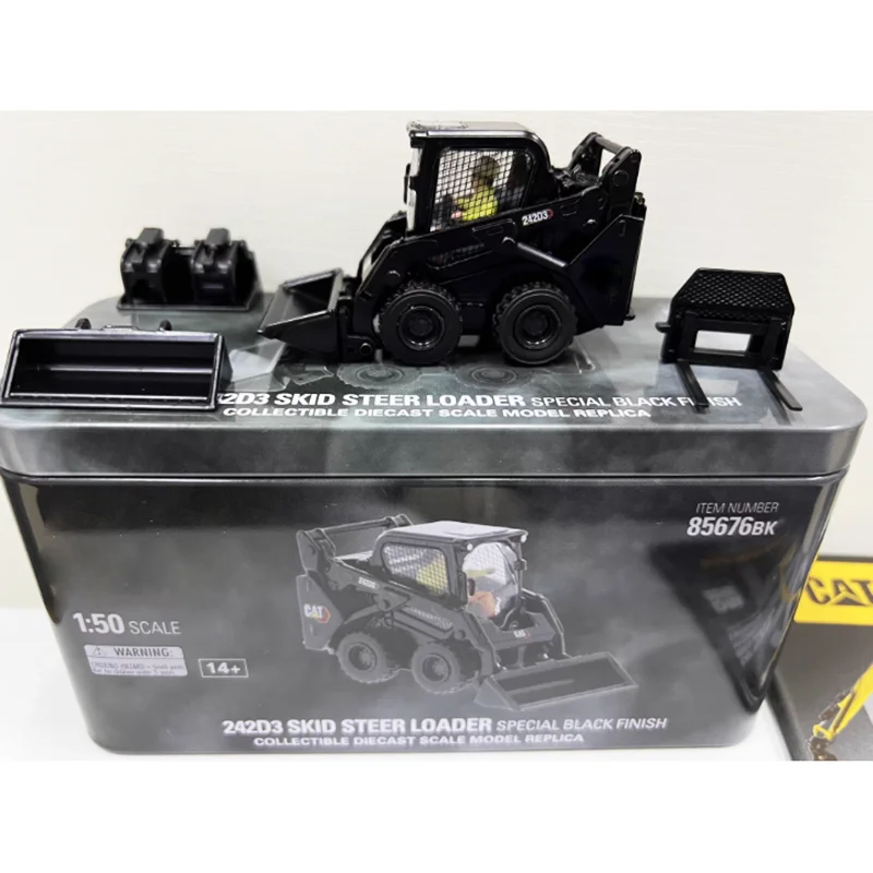 Литой под давлением масштаб 1:50, компактная модель колесного погрузчика из сплава, готовый продукт, имитация коллекции игрушек, подарок, статический орнамент 85676BK
Литой под давлением масштаб 1:50, компактная модель колесного погрузчика из сплава, готовый продукт, имитация коллекции игрушек, подарок, статический орнамент 85676BK