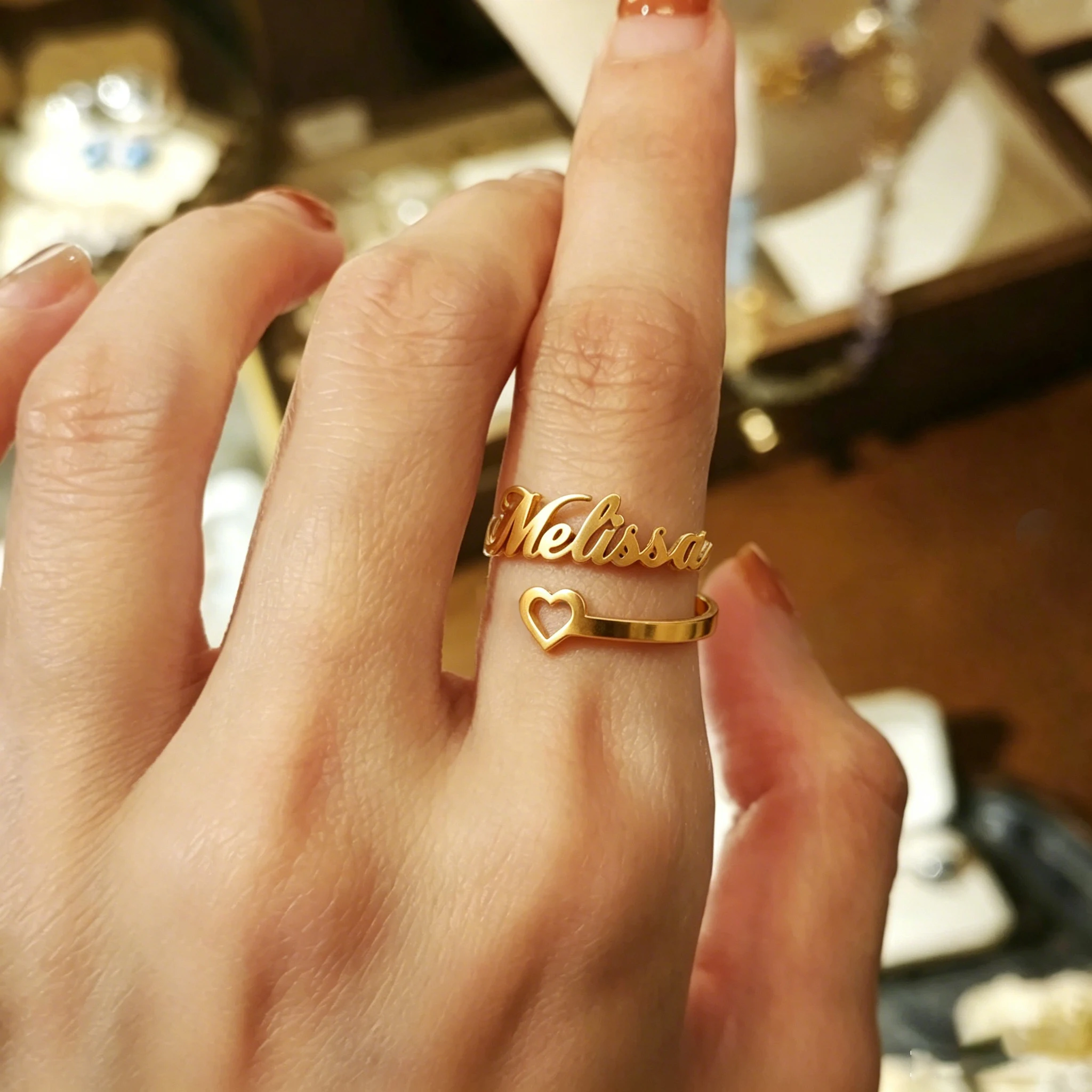 Personalized 1-4 Name Finger Ring for Women Men – Custom Multiple First Names Gold Stainless Steel Couple Family Gift Jewelry
Personalized 1-4 Name Finger Ring for Women Men – Custom Multiple First Names Gold Stainless Steel Couple Family Gift Jewelry