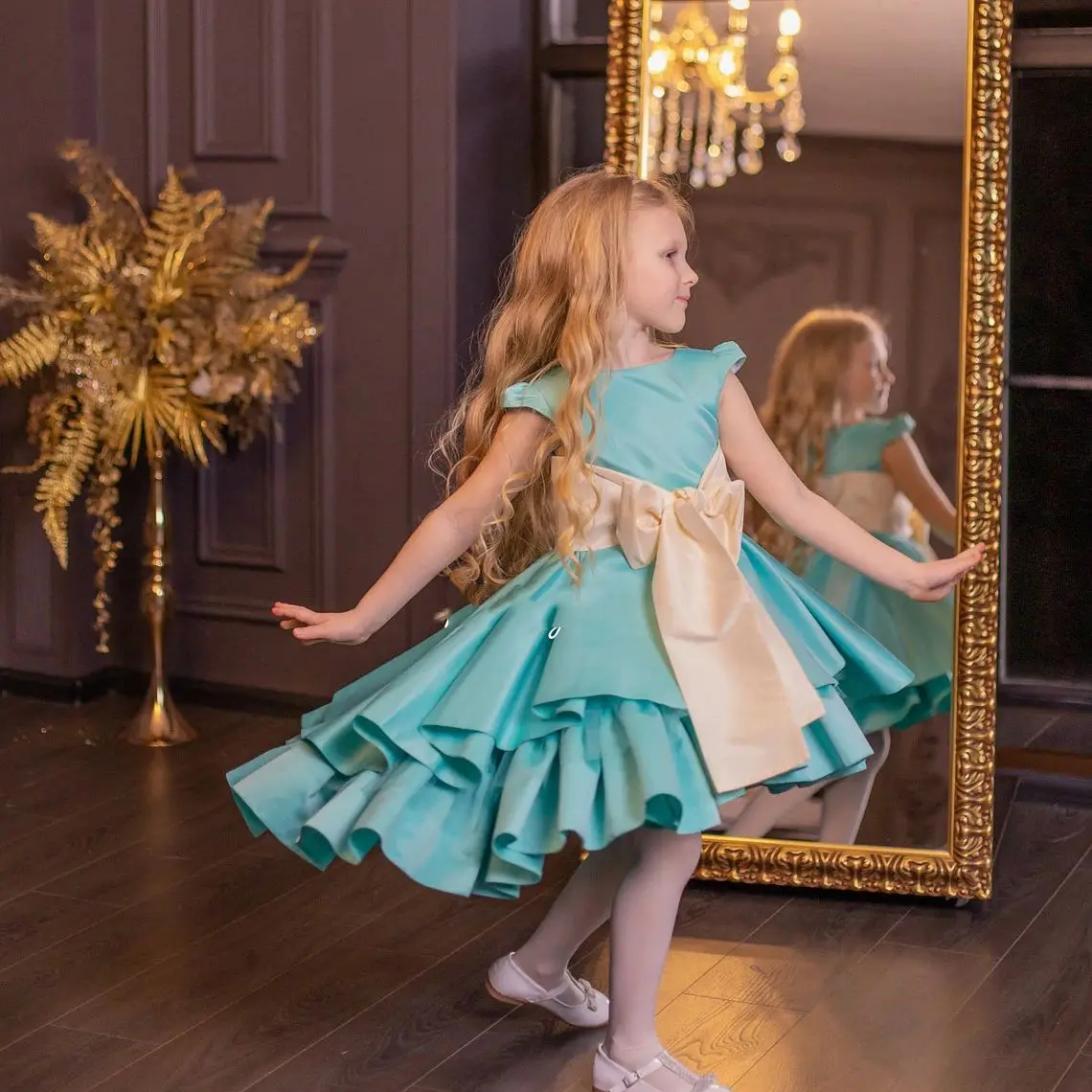 Asymmetrical Satin Teal Flower Girl Dress with Big Bow Baby Girl Special Occasion Dresses Toddler Formal Birthday Party Gown
Asymmetrical Satin Teal Flower Girl Dress with Big Bow Baby Girl Special Occasion Dresses Toddler Formal Birthday Party Gown