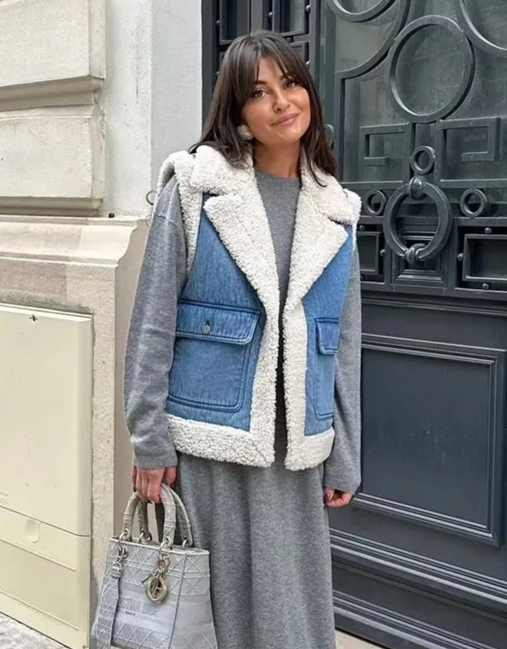 women's winter new street style lamb wool thickened denim double-sided vest vest fashionable and versatile
women's winter new street style lamb wool thickened denim double-sided vest vest fashionable and versatile