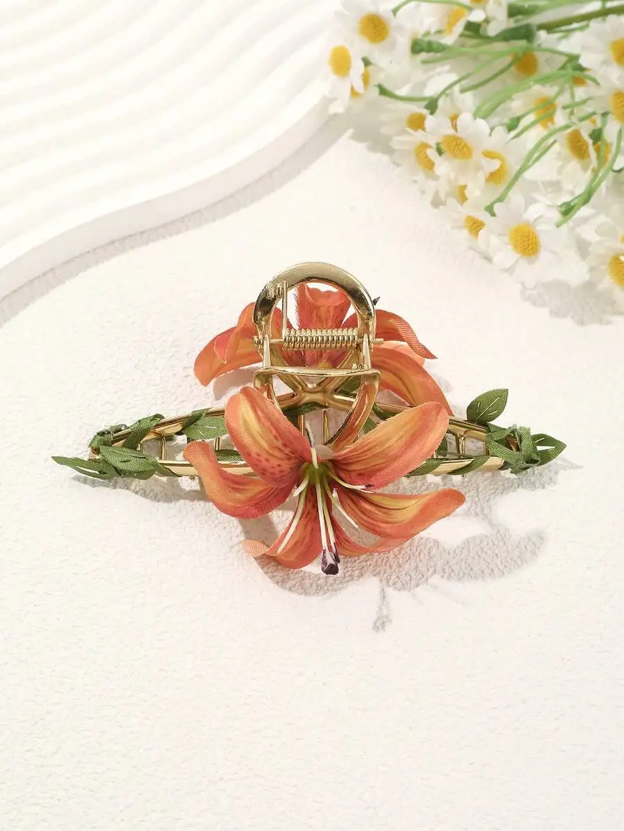 Floral Vine Metal Hair Claw Clip For Women Summer Beach Vacation Accessory
Floral Vine Metal Hair Claw Clip For Women Summer Beach Vacation Accessory
