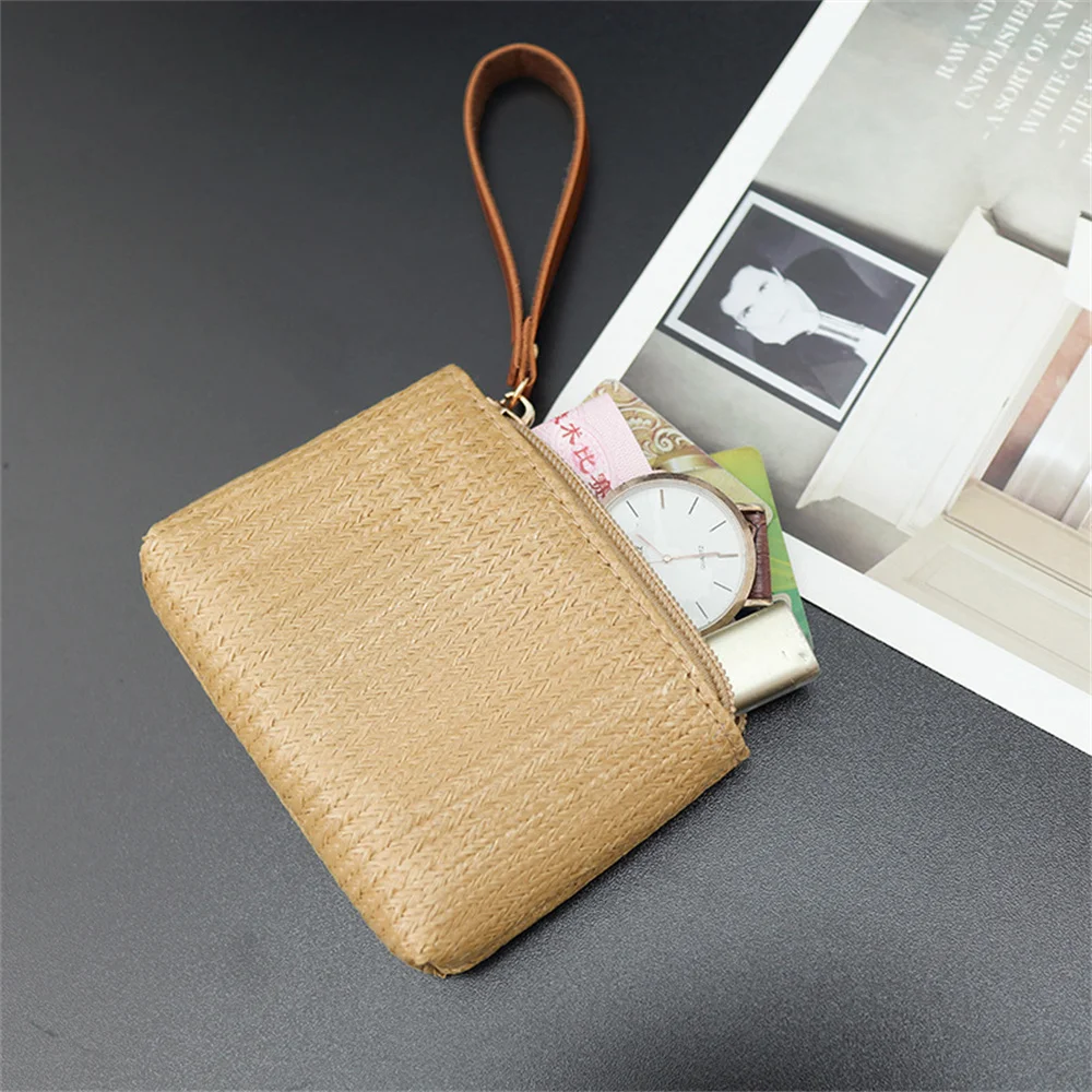 Women Mini Straw Wallets With Wrist Strap Zipper Coin Purses Card Holder Women Girls Money Pouch Lipstick Makeup Bag Clutch
Women Mini Straw Wallets With Wrist Strap Zipper Coin Purses Card Holder Women Girls Money Pouch Lipstick Makeup Bag Clutch