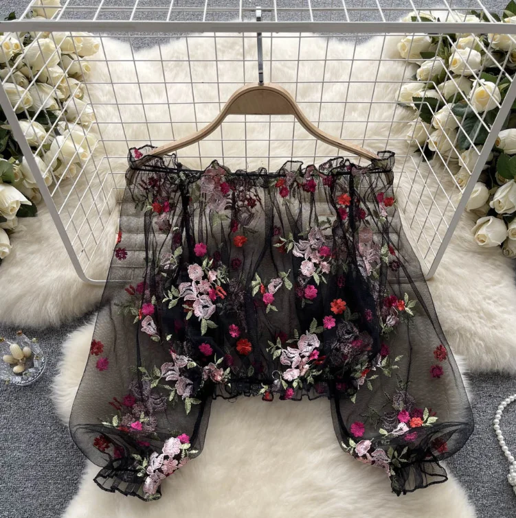 Y2K Tops One Neck Off Shoulder Mesh Sexy Floral Embroidery Top See Through Shirt for Women In Summer French Slim Fit Sexy Top
Y2K Tops One Neck Off Shoulder Mesh Sexy Floral Embroidery Top See Through Shirt for Women In Summer French Slim Fit Sexy Top