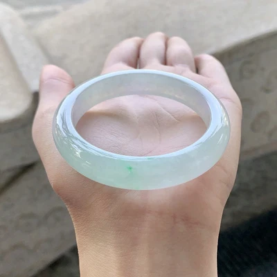 Natural Myanmar Jade 54mm-62mm bracelet exquisite princess bracelet to send girlfriend to send mother Hetian jade
Natural Myanmar Jade 54mm-62mm bracelet exquisite princess bracelet to send girlfriend to send mother Hetian jade