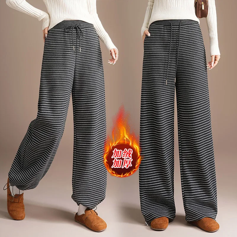 Fleece-lined Warm Jogger Pants for Women Striped Casual Design
Fleece-lined Warm Jogger Pants for Women Striped Casual Design
