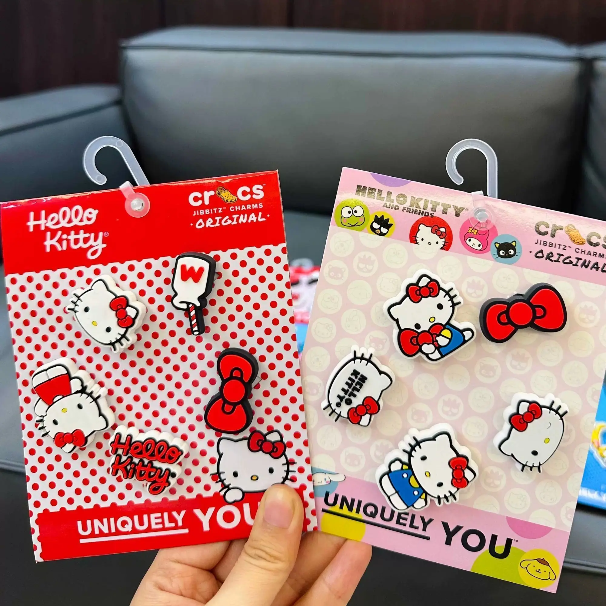 Cartoon Kawaii Hello Kitty Shoe Flower Crocsss Hole Shoe Accessories KT Cat Cartoon Shoe Buckle Diy Decorative Accessories Doll
Cartoon Kawaii Hello Kitty Shoe Flower Crocsss Hole Shoe Accessories KT Cat Cartoon Shoe Buckle Diy Decorative Accessories Doll