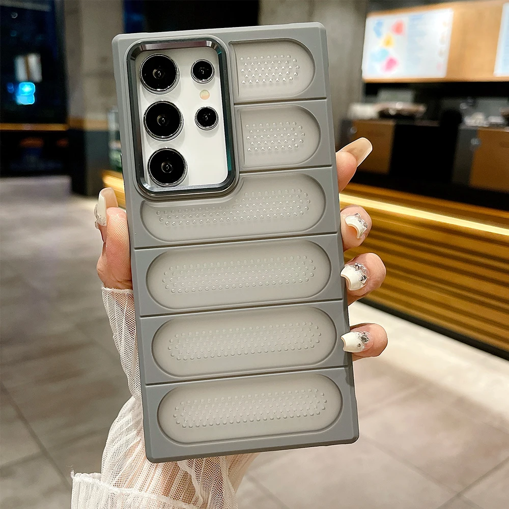 Natural Titanium metal camera frame matte phone case for Samsung Galaxy S24 Ultra Plus heat dissipation shockproof hard cover
Natural Titanium metal camera frame matte phone case for Samsung Galaxy S24 Ultra Plus heat dissipation shockproof hard cover