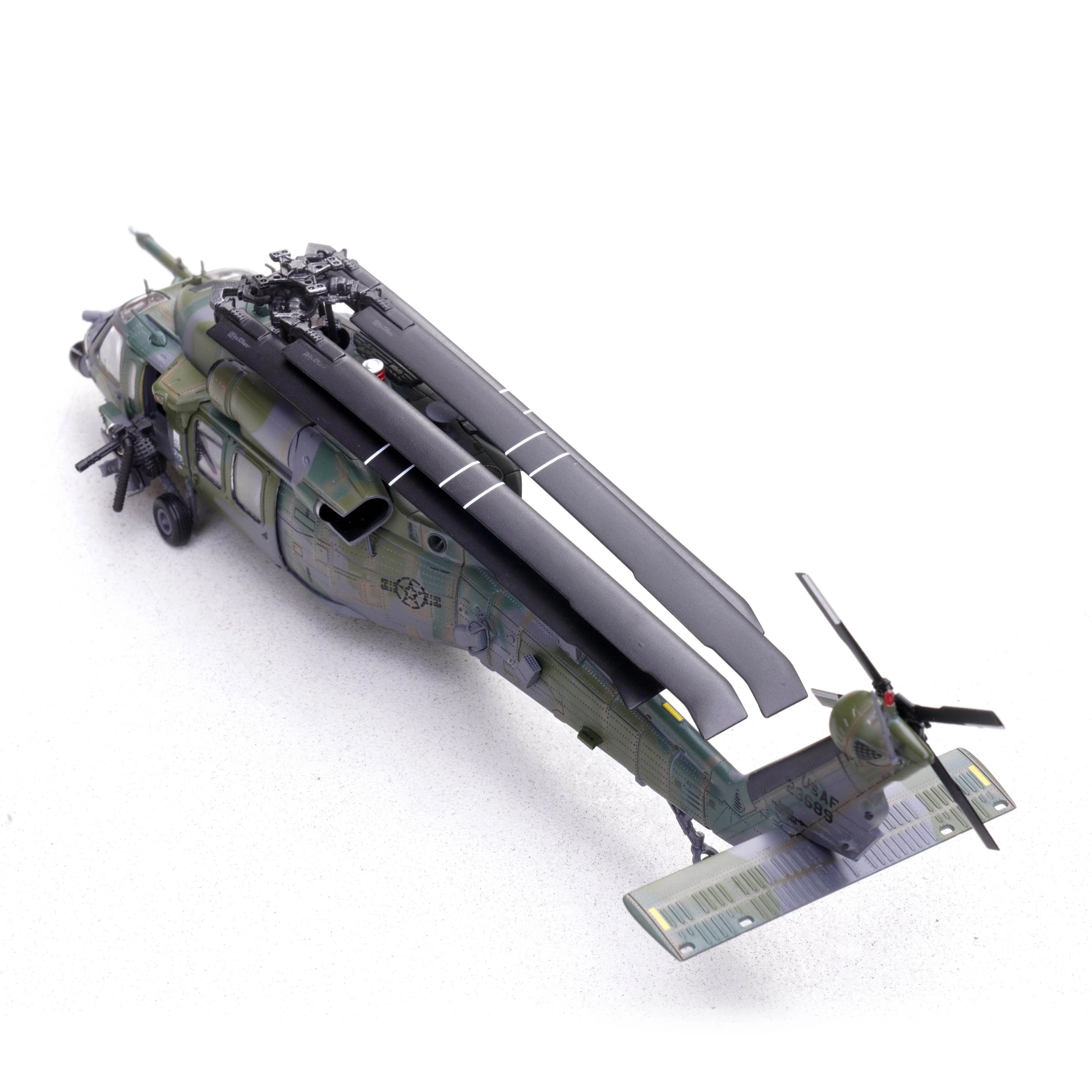 Spot 14058PC 1/72 US HH-60G helicopter model 82-23689 512th Rescue Squadron static alloy aircraft model
Spot 14058PC 1/72 US HH-60G helicopter model 82-23689 512th Rescue Squadron static alloy aircraft model