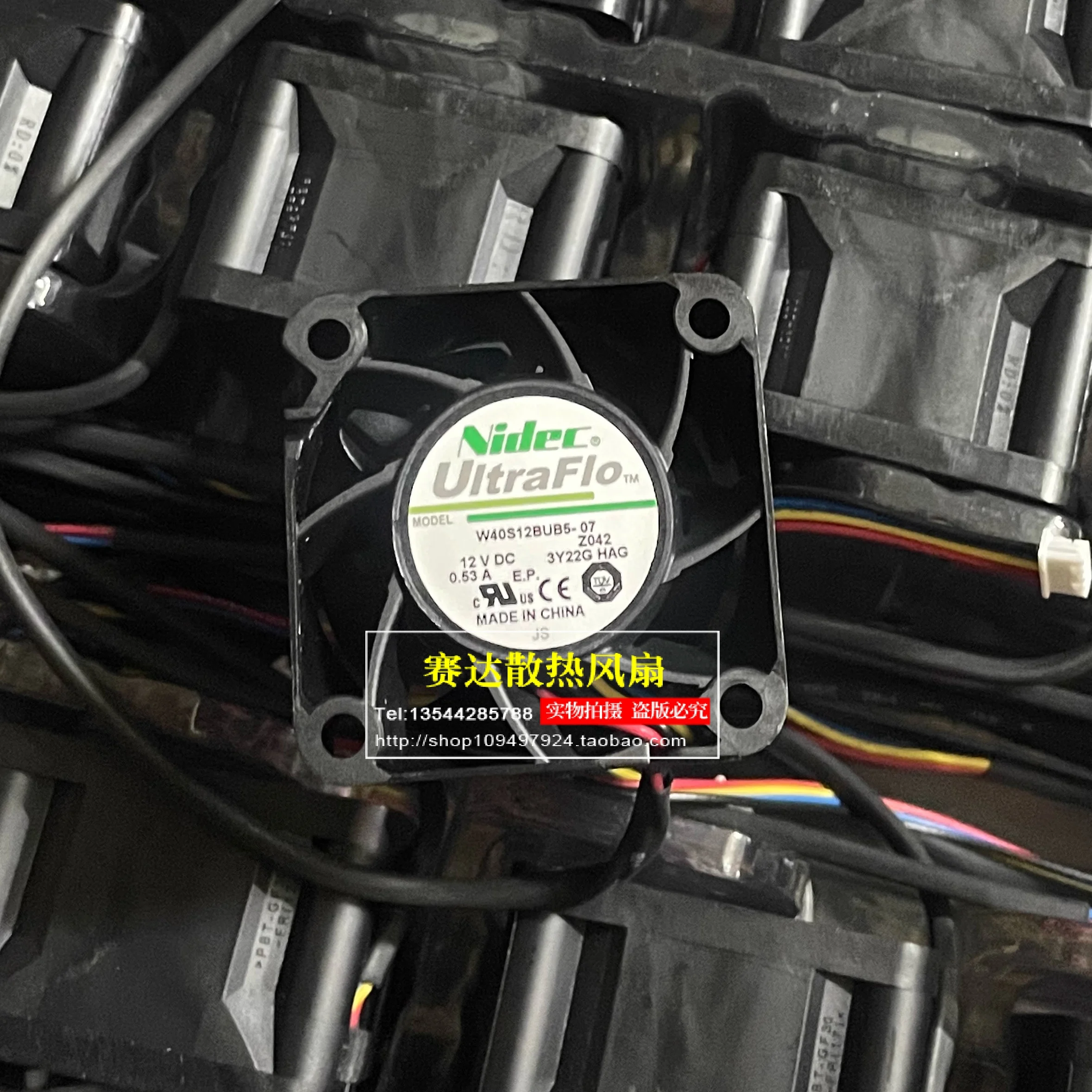 brand NEW NIDEC W40S12BUB5-07 4028 12V 0.53A 4 lines Pin wire Large air volume Double ball bearings cooling fan 40*40*28mm
brand NEW NIDEC W40S12BUB5-07 4028 12V 0.53A 4 lines Pin wire Large air volume Double ball bearings cooling fan 40*40*28mm