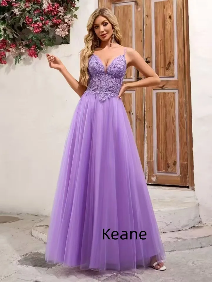 Lilac Spaghetti Straps Deep V Evening Dresses Applique Custom Made Dress for Special Occasions Prom Gowns
Lilac Spaghetti Straps Deep V Evening Dresses Applique Custom Made Dress for Special Occasions Prom Gowns