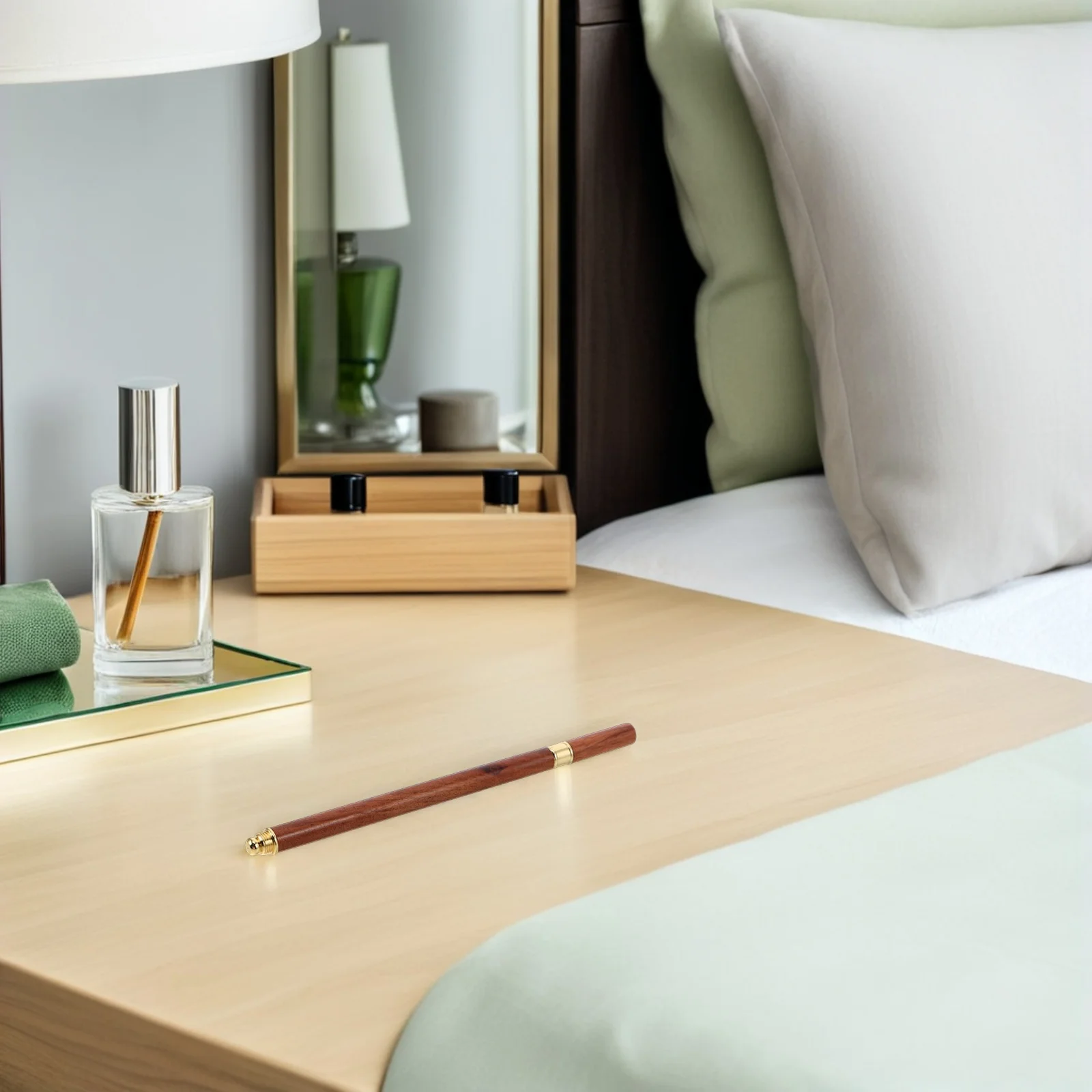 Ombre Nail Brush with Cap - Japanese Wood Handle Fine Line Nail Art Detailer for Gel Acrylic Watercolor Manicure Design
Ombre Nail Brush with Cap - Japanese Wood Handle Fine Line Nail Art Detailer for Gel Acrylic Watercolor Manicure Design