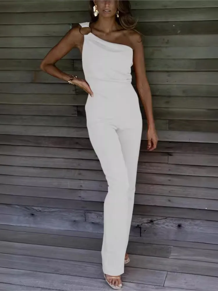 Summer New Women's Sexy Sleeveless Off Shoulder Solid Color Fashionable Metal Ring Decoration Jumpsuit Casual Pants
Summer New Women's Sexy Sleeveless Off Shoulder Solid Color Fashionable Metal Ring Decoration Jumpsuit Casual Pants