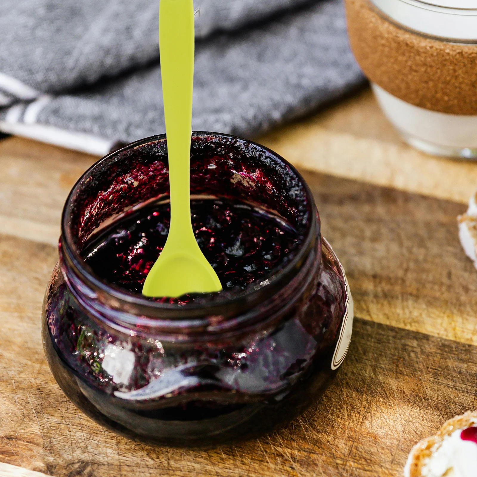 4Pcs Silicone Cooking Spoons Ergonomic Handles Nonstick Porridge Serving Home Gadget Silicone Cooking Spoons Serving Spoon
4Pcs Silicone Cooking Spoons Ergonomic Handles Nonstick Porridge Serving Home Gadget Silicone Cooking Spoons Serving Spoon