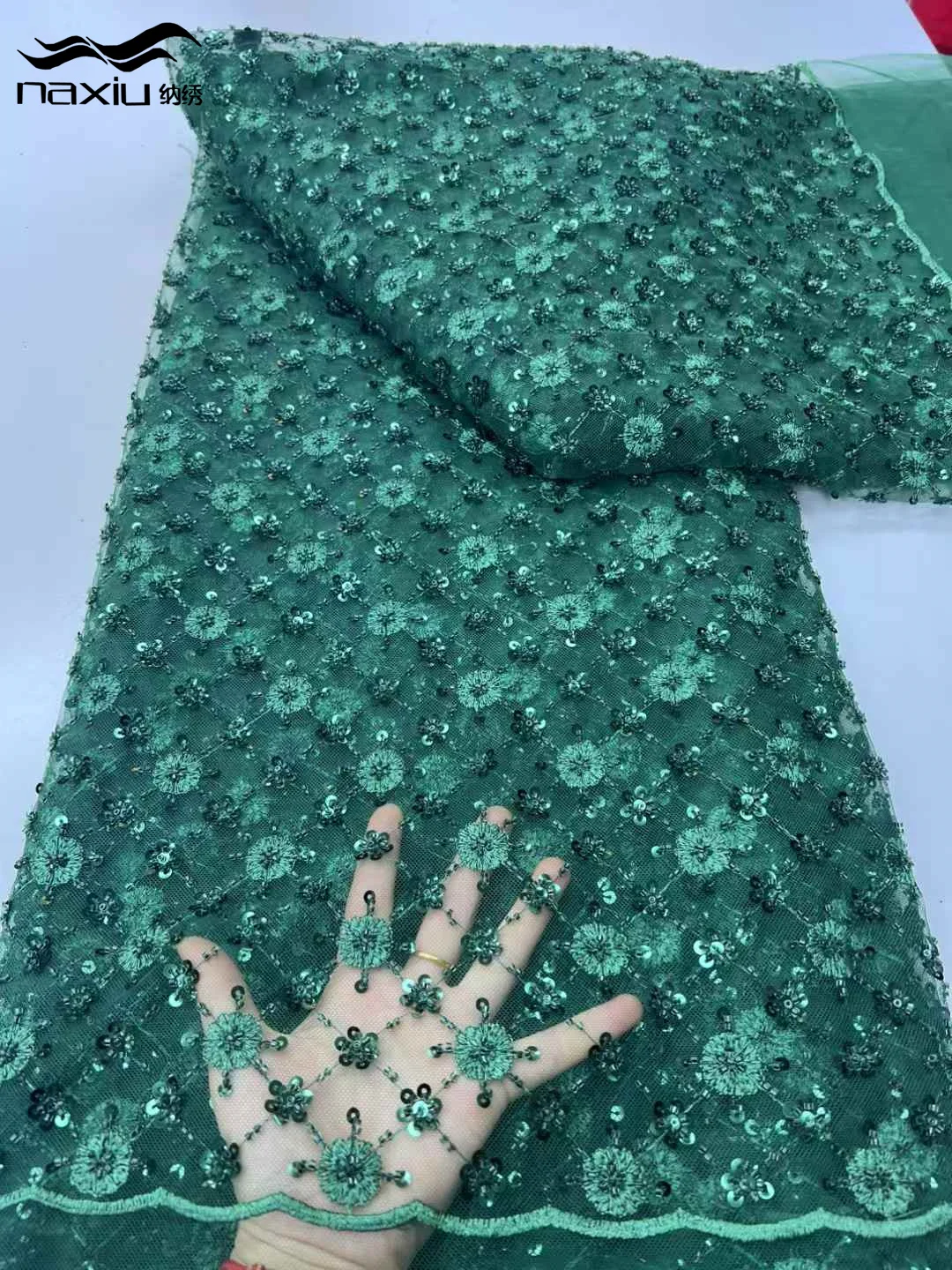 Madison African Sequins Beaded Lace Fabrics High Quality Sequence Embroidery French Tulle Nigerian Lace Fabric for Wedding
Madison African Sequins Beaded Lace Fabrics High Quality Sequence Embroidery French Tulle Nigerian Lace Fabric for Wedding