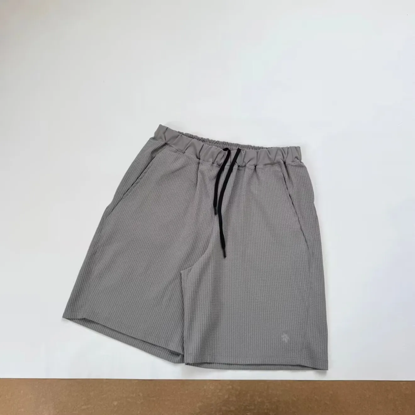 Men's Sporty Loose Fit Breathable Quick Dry Comfortable Shorts Casual Pants Sweat Absorbent Moisture Wicking Outdoor Shorts
Men's Sporty Loose Fit Breathable Quick Dry Comfortable Shorts Casual Pants Sweat Absorbent Moisture Wicking Outdoor Shorts