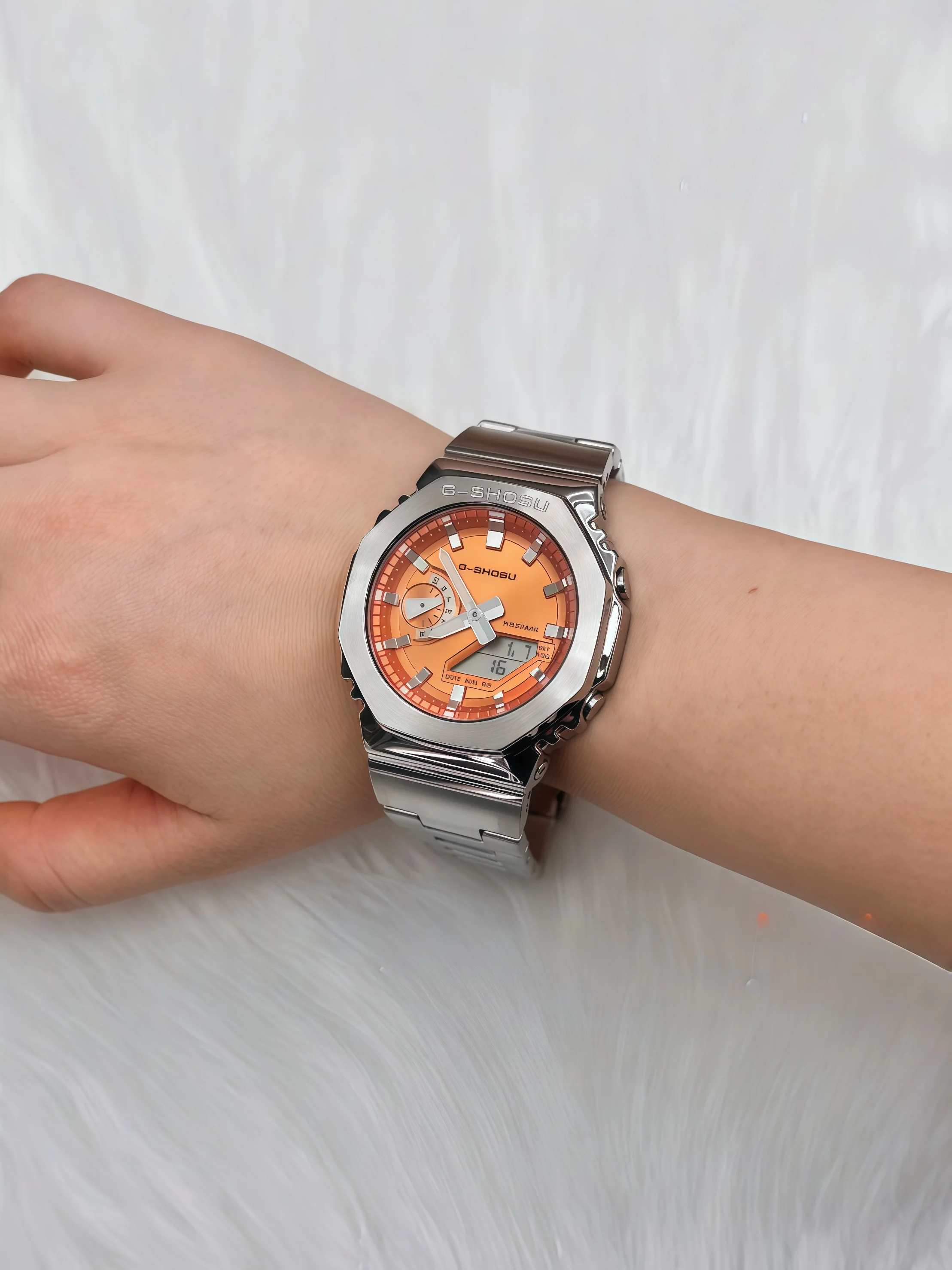 Unisex Sports Watch: Iced Out Watch – Full-Featured, World Time, Stainless Steel Band with Folding Clasp, Oak Series
Unisex Sports Watch: Iced Out Watch – Full-Featured, World Time, Stainless Steel Band with Folding Clasp, Oak Series