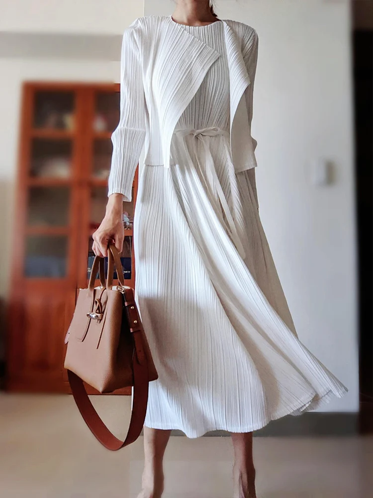 Летний женский комплект: свободная юбка миди с круглым вырезом, универсальная верхняя одежда, футболка для творчества и отдыха
Летний женский комплект: свободная юбка миди с круглым вырезом, универсальная верхняя одежда, футболка для творчества и отдыха