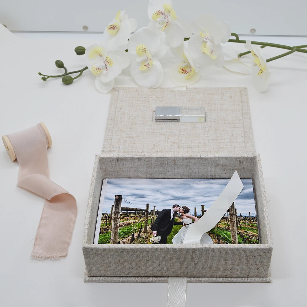 Personalized Linen Photo Box for 4x6 / 5x7 /A4/8X10inch Pictures wedding Keepsake Boxes
Personalized Linen Photo Box for 4x6 / 5x7 /A4/8X10inch Pictures wedding Keepsake Boxes