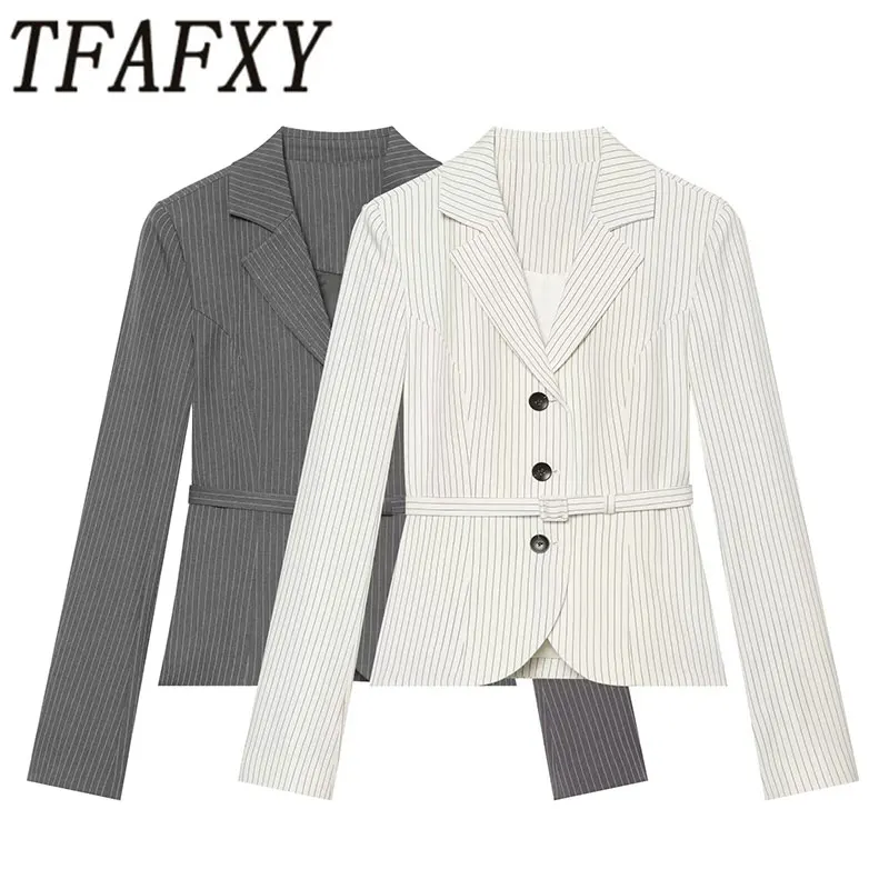 TFAFXY 2026 Autumn Woman Stripe Slim Belt Blazer Single-breasted Jacket Woman V-Collar Coats Long Sleeve Women Jackets
TFAFXY 2026 Autumn Woman Stripe Slim Belt Blazer Single-breasted Jacket Woman V-Collar Coats Long Sleeve Women Jackets