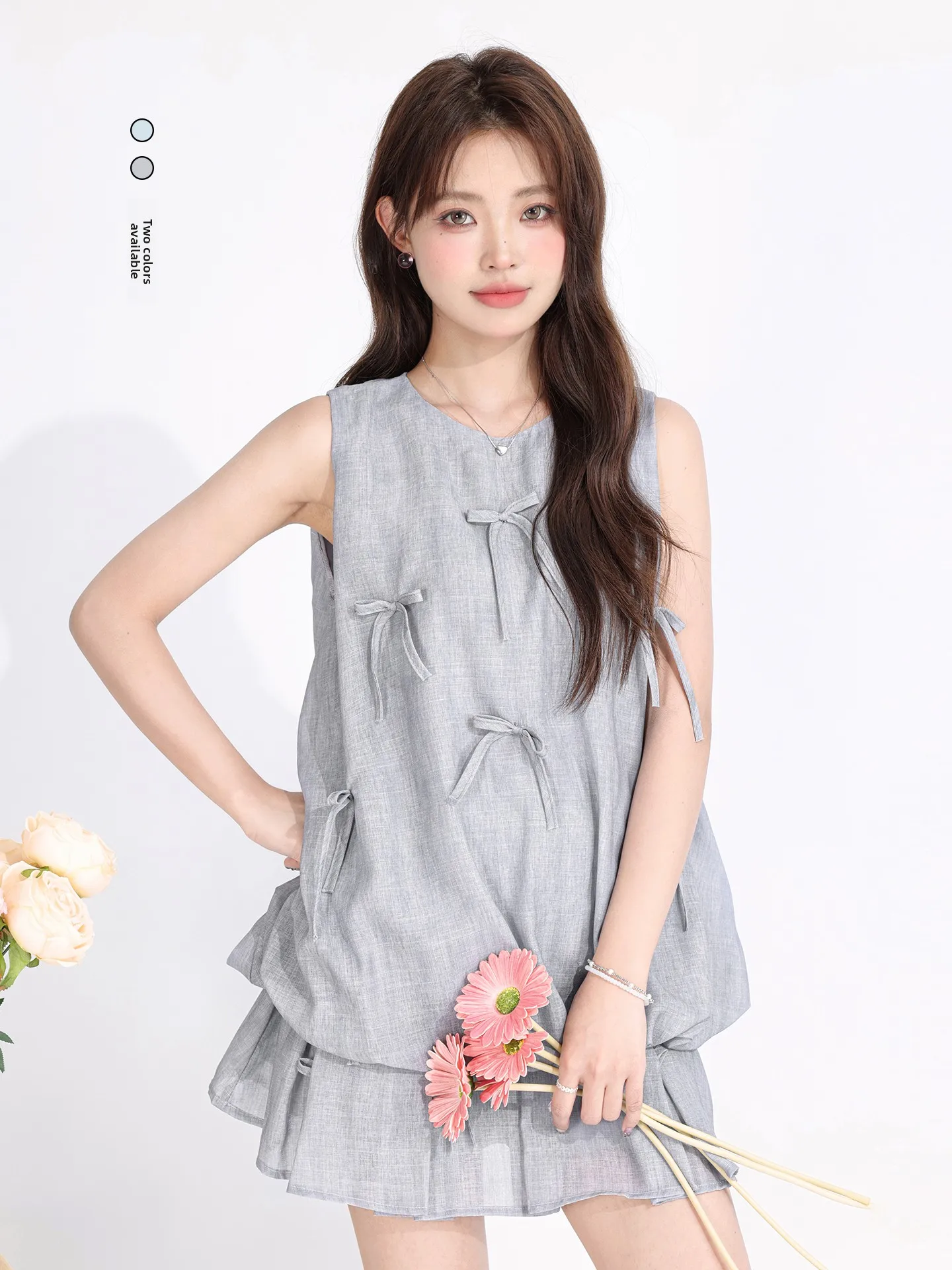 Summer Anti-Aging Loose Bouffant Vest Knot Pleated Short Skirt Two-Piece Set for Women 18-25 Years Old
Summer Anti-Aging Loose Bouffant Vest Knot Pleated Short Skirt Two-Piece Set for Women 18-25 Years Old