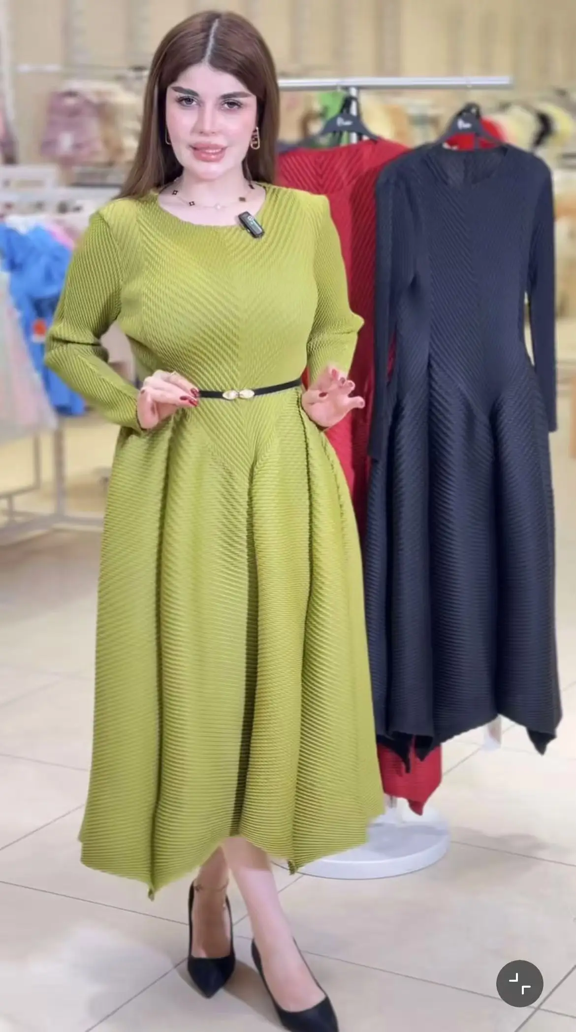 Miyake Style Temperament Elegant Pleated Dress Women's New High-end Loose and Thin Bud Medium and Long Dress
Miyake Style Temperament Elegant Pleated Dress Women's New High-end Loose and Thin Bud Medium and Long Dress