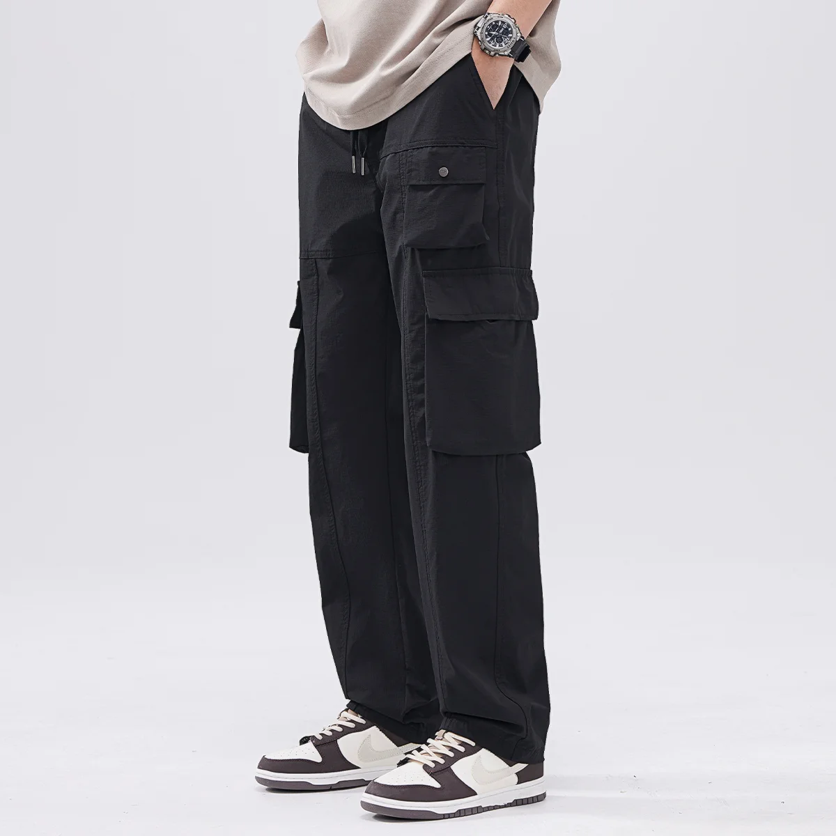 Black Casual Pants Men's Summer 2024 New American Trend Loose Straight Workwear Drapey Japanese Style Long Pants
Black Casual Pants Men's Summer 2024 New American Trend Loose Straight Workwear Drapey Japanese Style Long Pants