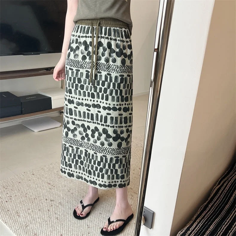 Abstract Print Halter Neck Midi Skirt Comfortable Elastic Waist Commute Friendly Universal Fit Korean Style Women's Skirt
Abstract Print Halter Neck Midi Skirt Comfortable Elastic Waist Commute Friendly Universal Fit Korean Style Women's Skirt