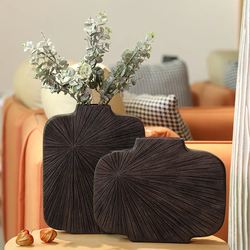 Modern minimalist entrance living room room hotel front desk charcoal wood vase ornament resin handicraft
Modern minimalist entrance living room room hotel front desk charcoal wood vase ornament resin handicraft