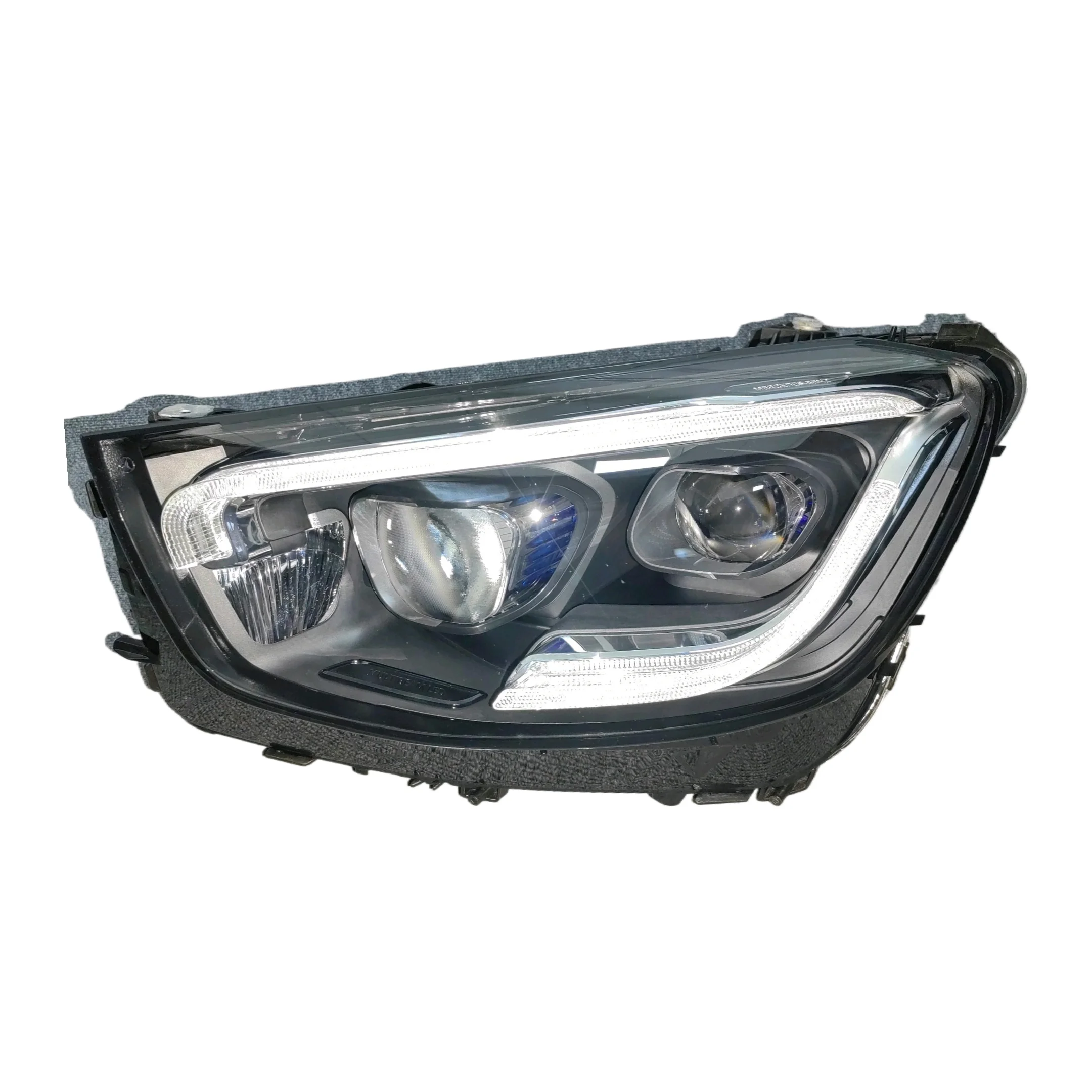 12V LED Headlights with High-performance Lighting Suitable for Mercedes Benz GLC W253 Cars
12V LED Headlights with High-performance Lighting Suitable for Mercedes Benz GLC W253 Cars