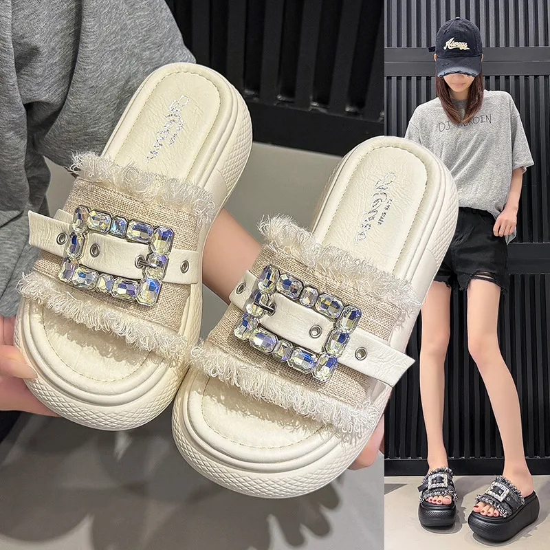 Women's Rhinestone Platform Slides Sandals Thick Sole Open Toe Slippers Crystal Buckle Fringe Casual Non-Slip Summer Beach Shoes
Women's Rhinestone Platform Slides Sandals Thick Sole Open Toe Slippers Crystal Buckle Fringe Casual Non-Slip Summer Beach Shoes