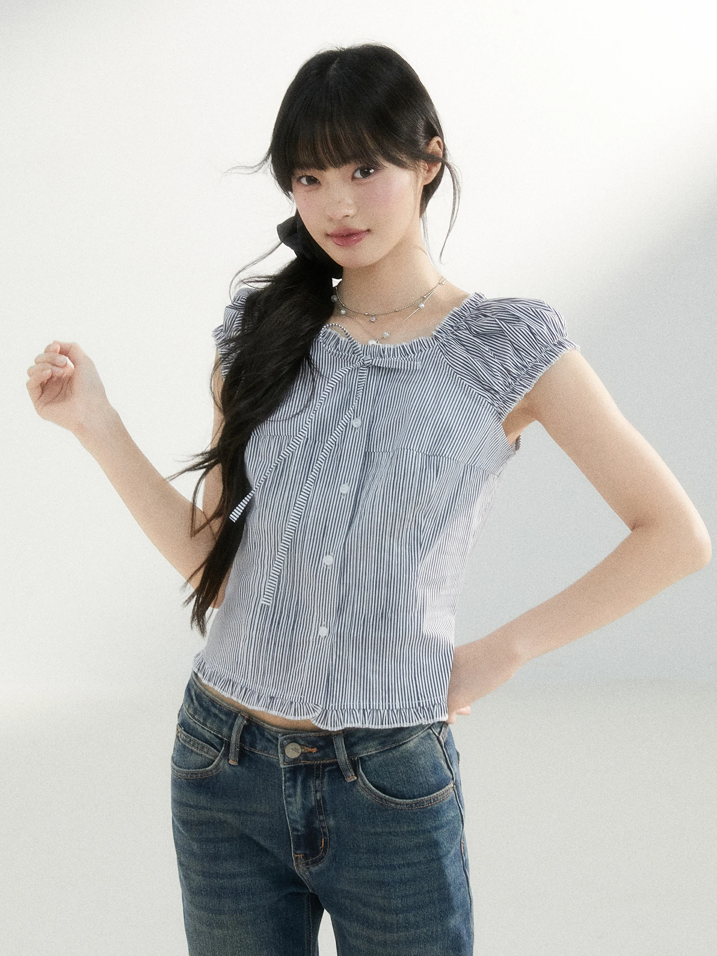 King Prince Casual Stripe Shirt Women's Slim Fit Waist Cinched Short Sleeve Floral Top Breathable Cotton Summer Fashion
King Prince Casual Stripe Shirt Women's Slim Fit Waist Cinched Short Sleeve Floral Top Breathable Cotton Summer Fashion