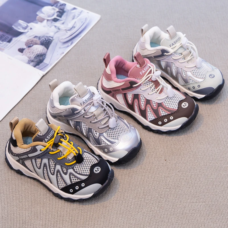 Children's Sports Shoes 2026 Spring Autumn New Breathable Mesh Girls' Trendy Street Boys' Fashionable Leisure Running Shoes26-37
Children's Sports Shoes 2026 Spring Autumn New Breathable Mesh Girls' Trendy Street Boys' Fashionable Leisure Running Shoes26-37