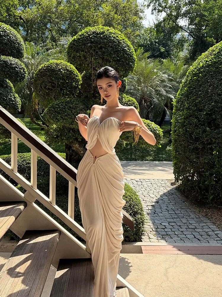 White Sexy Strapless Long Dress Women's Birthday Gift Elegant Summer New Style Two-Piece Set Waist-Cinched Polyester Skirt
White Sexy Strapless Long Dress Women's Birthday Gift Elegant Summer New Style Two-Piece Set Waist-Cinched Polyester Skirt